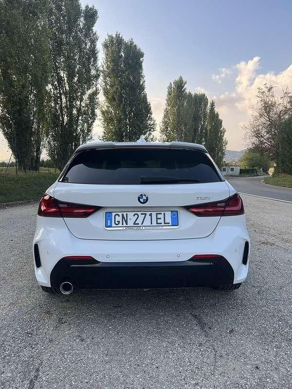 Usata BMW 118 M Sport 150 CV (110 kW) 2023 Bianco Utilitaria