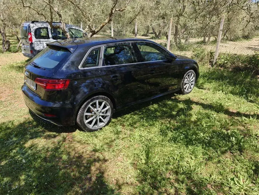 Usata Audi e-tron Admired 150 CV (110 kW) 2019 Nero SUV