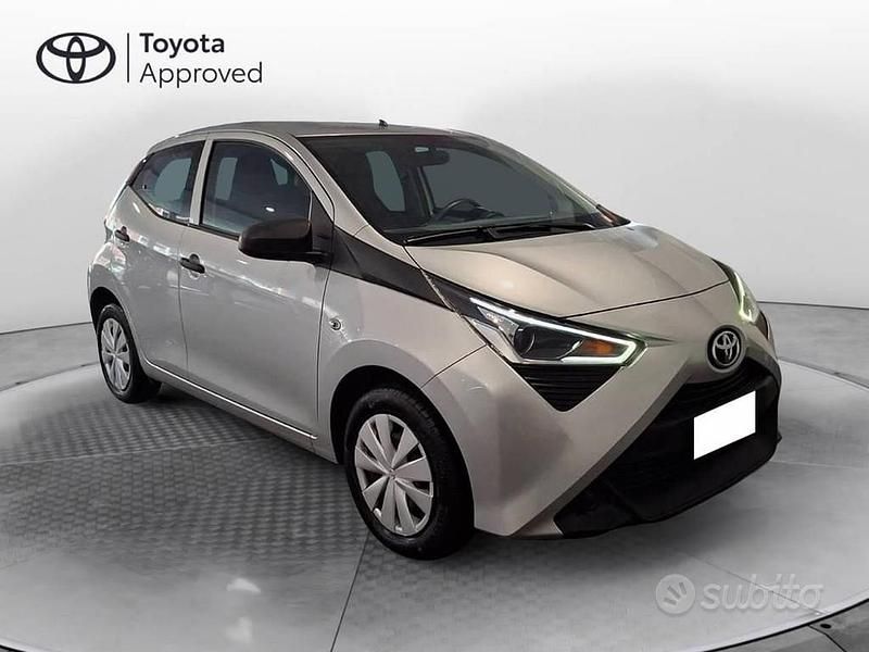 Gebraucht Toyota Aygo Business Edition 72 PS (52 kW) 2021 Silber Kleinwagen