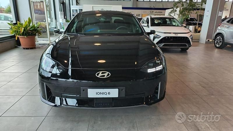 Usata Hyundai Ioniq 6 80 kW (110 CV) 2023 Nero Berlina