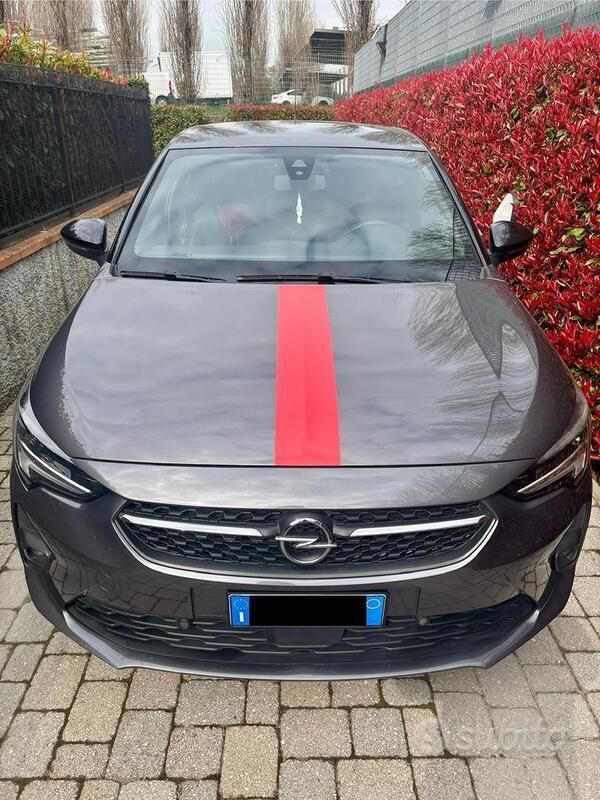 Grigio Usata 2020 Opel Corsa GS Line Due volumi | 9000 € (Ottimo prezzo) - Immagine 1/4