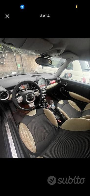 Usata Mini Cooper D 109 CV (80 kW) 2007 Nero Utilitaria