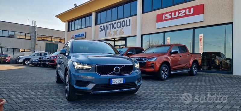 Grigio Usata 2020 Volvo XC40 SUV | 19.200 € (Buon prezzo) - Immagine 1/4
