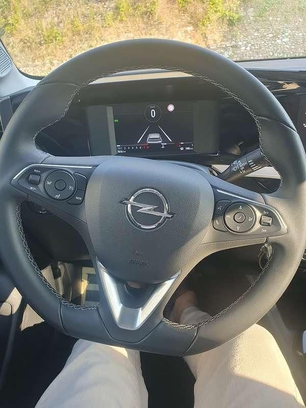 Usata Opel Mokka Edition 101 CV (74 kW) 2024 Nero SUV