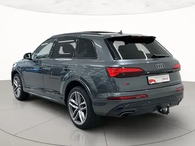 Usata Audi Q7 S-Line 286 CV (210 kW) 2024 Grigio daytona perlato SUV