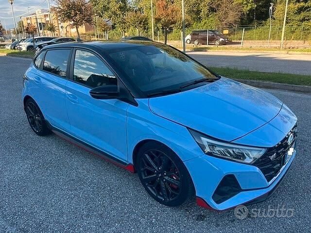 Usata Hyundai i20 N Performance 204 CV (150 kW) 2022 Blu Berlina