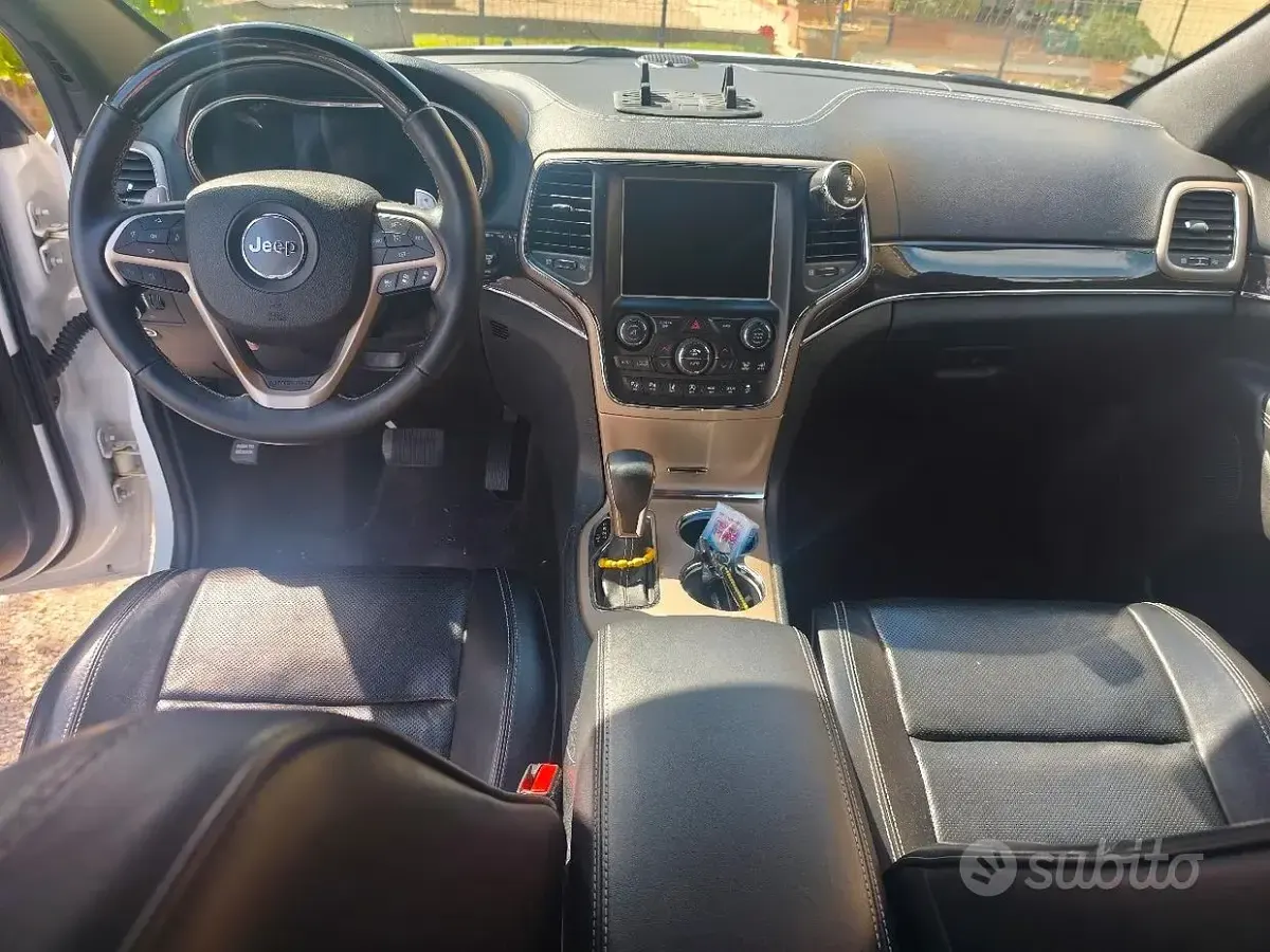 Usata Jeep Grand Cherokee 250 CV (183 kW) 2017 Bianco SUV