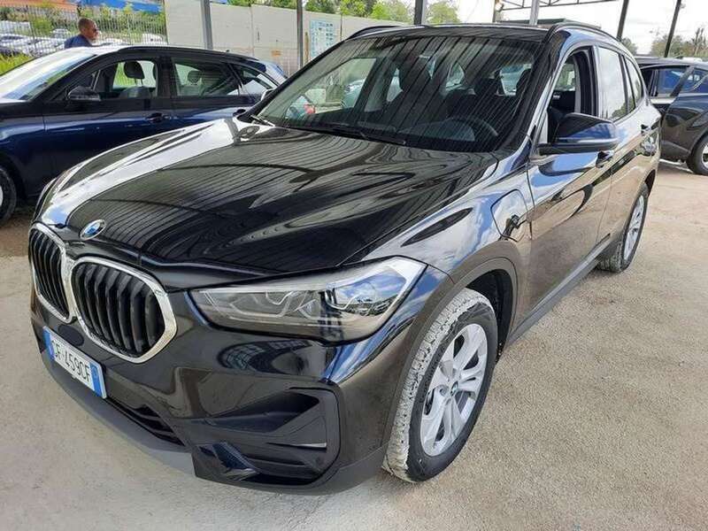 Usato 2021 BMW X1 1.5 El_Benzin 125 CV (16.000 €)
