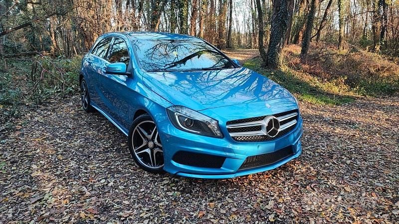 Usata Mercedes A200 Premium 136 CV (100 kW) 2015 Blu Berlina