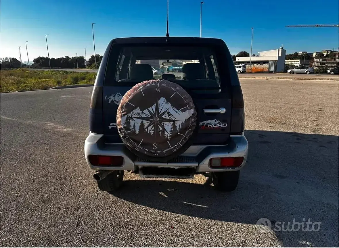 Usata Nissan Terrano 99 CV (72 kW) 1998 SUV