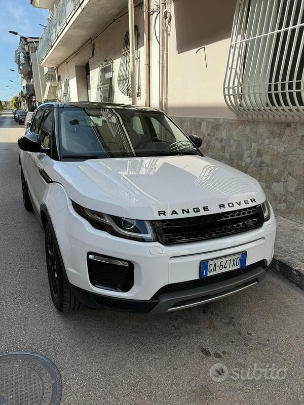 Bianco Usata 2017 Land Rover Range Rover evoque HSE Dynamic SUV | 16.200 € (Super prezzo) - Immagine 1/4