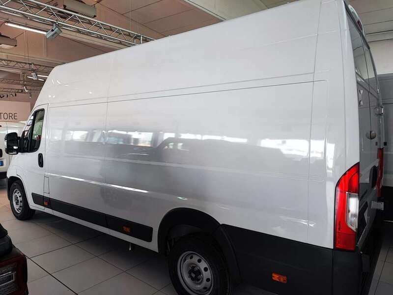 Nuova Fiat Ducato 179 CV (131 kW) 2025 Bianco Furgone