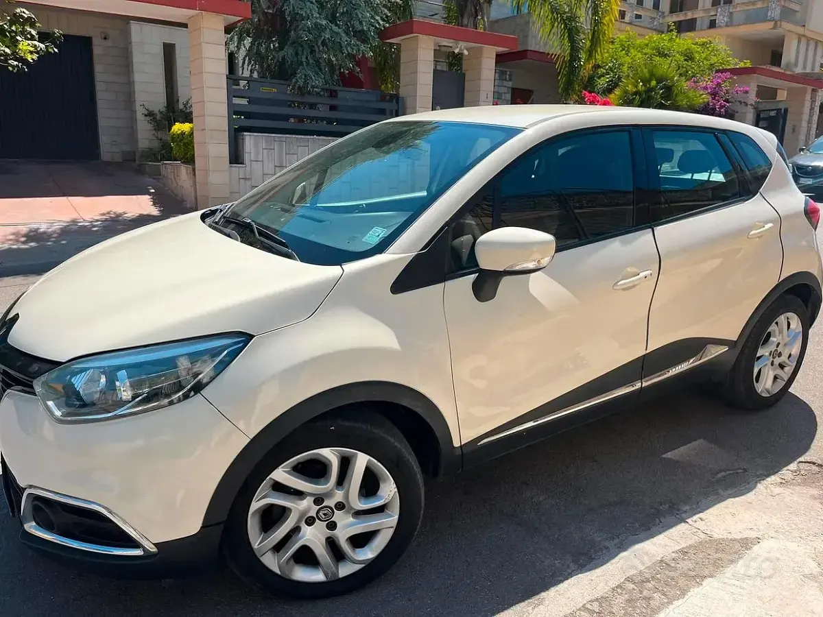 Usata Renault Captur 90 CV (66 kW) 2014 SUV