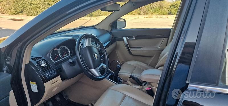Usata Chevrolet Captiva 150 CV (110 kW) 2007 Nero SUV