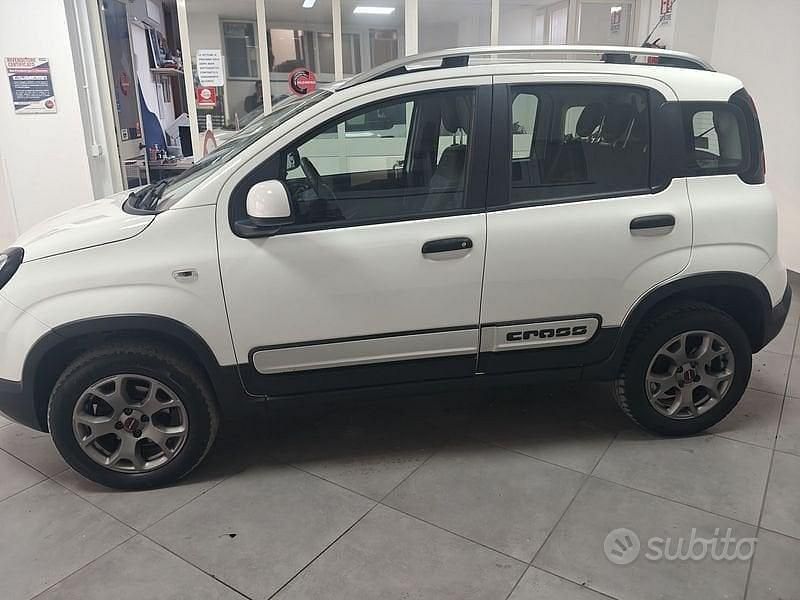 Occasion Fiat Panda Cross Cross 95 ch (69 kW) 2018 Blanc Citadine