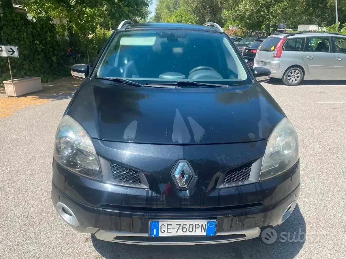 Usata Renault Koleos Dynamique 150 CV (110 kW) 2009 Nero SUV