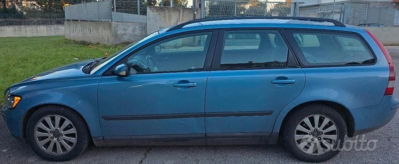 Usata Volvo V50 2005 Blu Station wagon