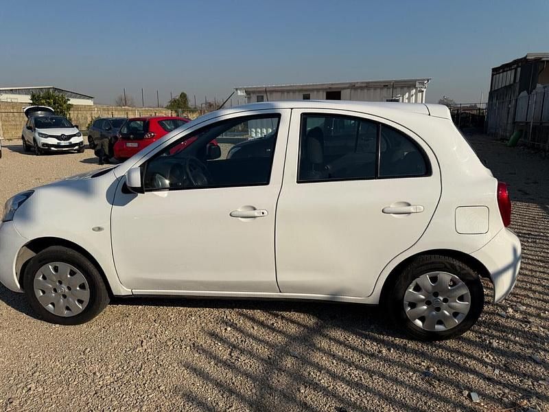 Usata Nissan Micra Acenta 80 CV (58 kW) 2017 Bianco Utilitaria