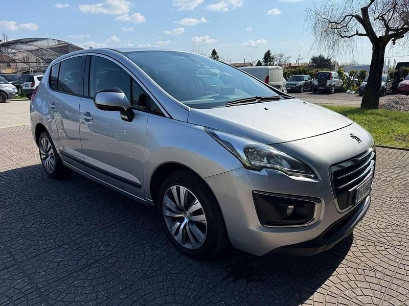 Usata Peugeot 3008 Allure 120 CV (88 kW) 2016 Argento Monovolume