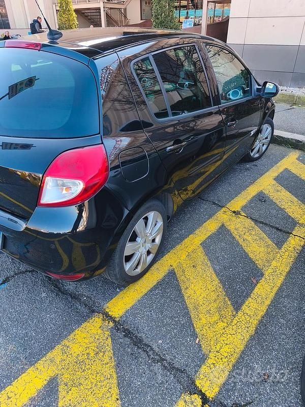 Usata Renault Clio 2012 Nero Utilitaria