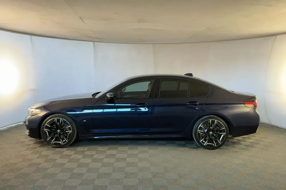 Usata BMW 520 M Sport 201 CV (147 kW) 2023 Blu Berlina