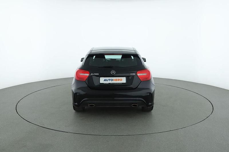 Usata Mercedes A200 Premium 135 CV (99 kW) 2014 Nero