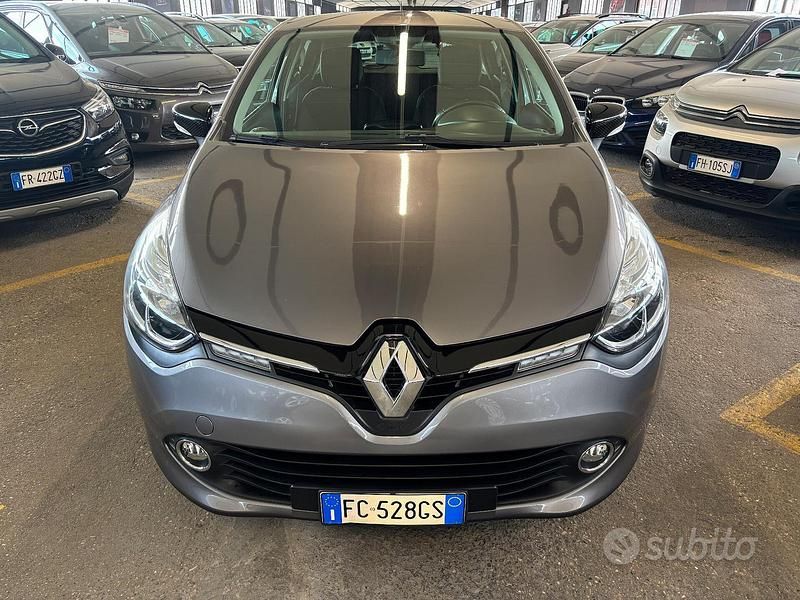 Usata Renault Clio IV 90 CV (66 kW) 2016 Grigio Berlina