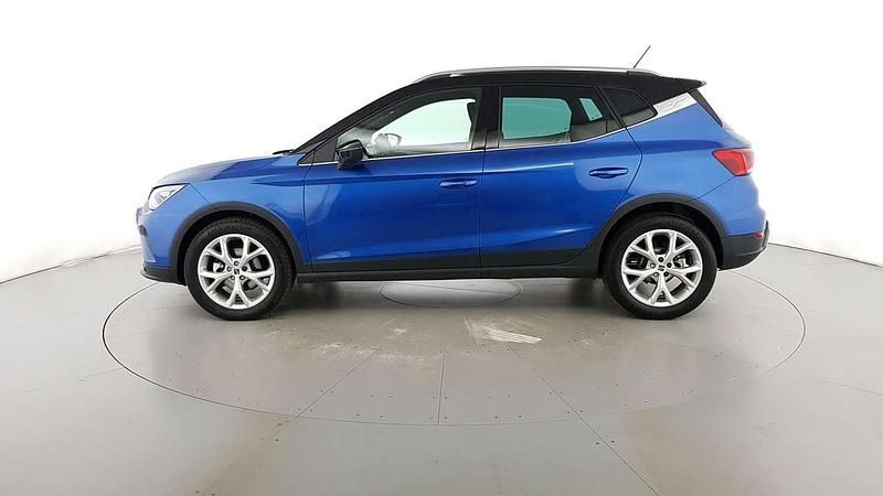 Käytetty Seat Arona FR 116 HP (85 kW) 2025 Sininen Katumaasturi