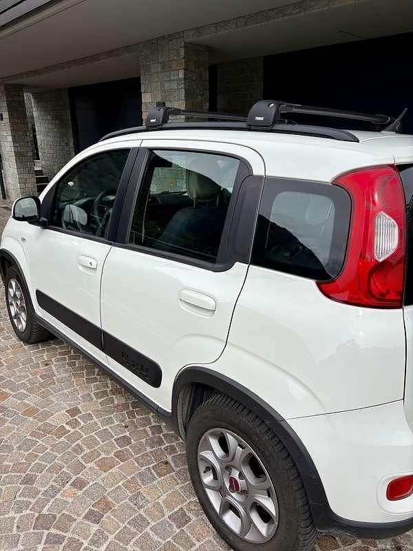 Usata Fiat Panda 4x4 Climbing 75 CV (55 kW) 2013 Bianco Utilitaria