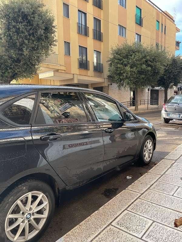 Usata BMW 216 Active Tourer Advantage 116 CV (85 kW) 2017 Nero Monovolume