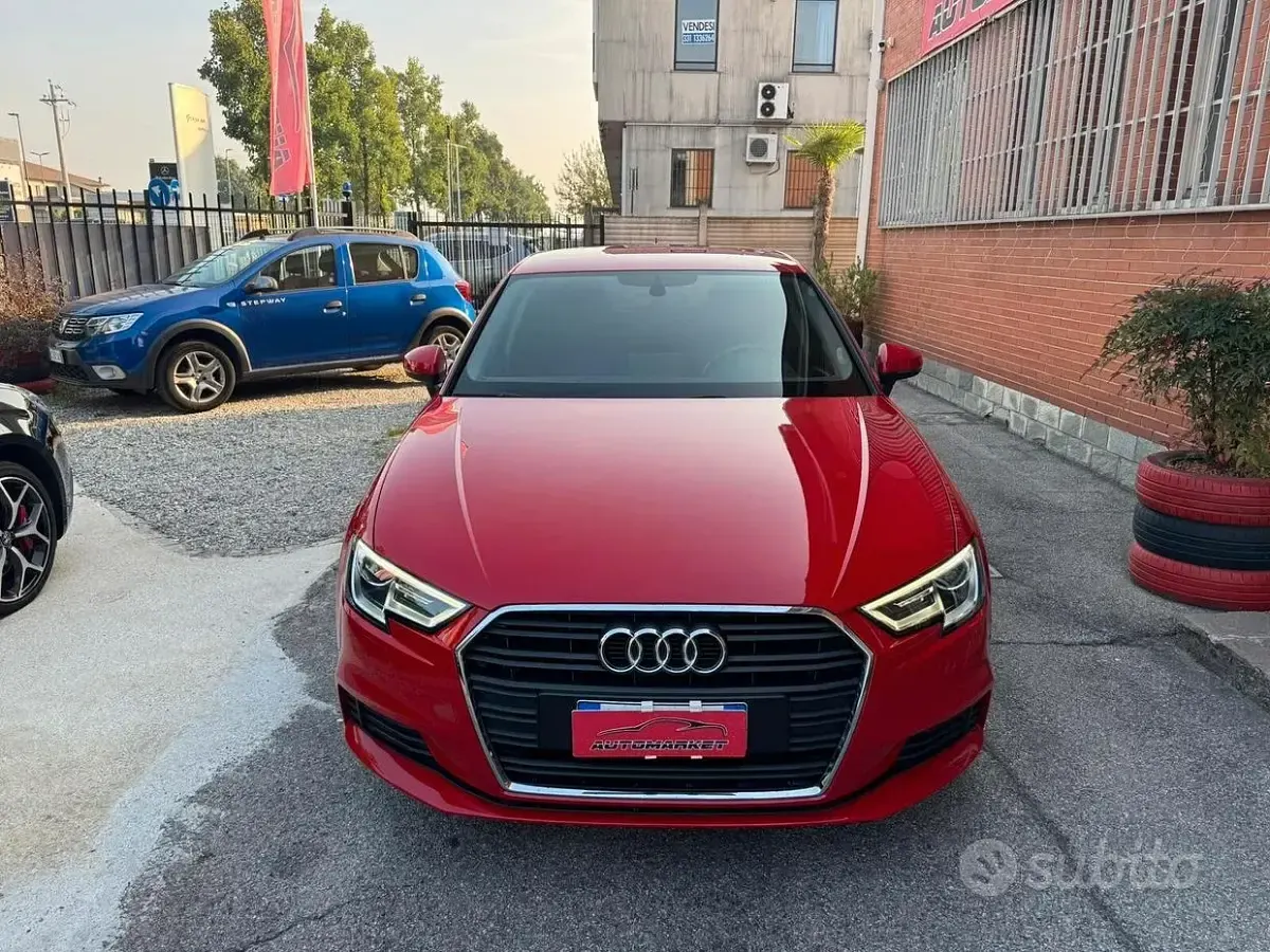Usata Audi A3 Ambiente 150 CV (110 kW) 2017 Rosso Berlina
