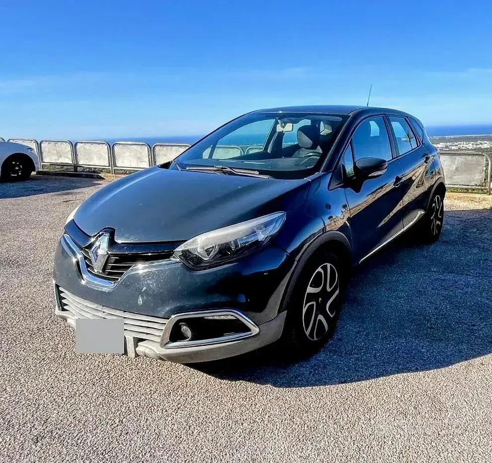 Usata Renault Captur 90 CV (66 kW) 2014 Grigio SUV