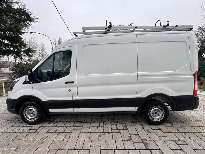 Usata Ford Transit Trend 105 CV (77 kW) 2022 Bianco Berlina