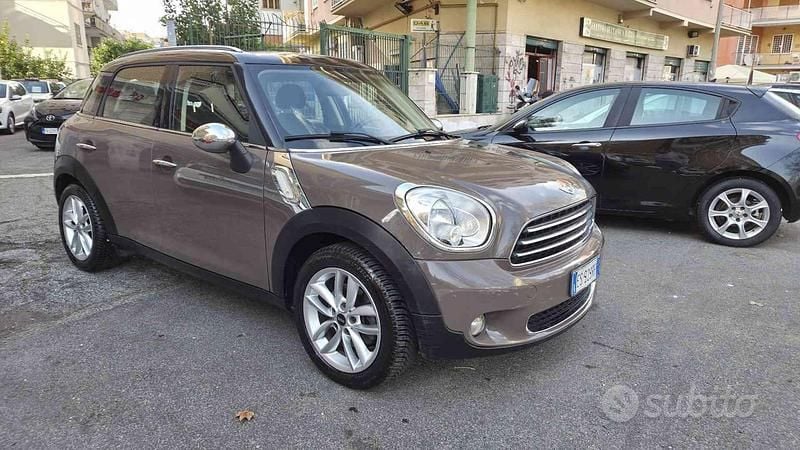 Usata Mini Cooper D Countryman 111 CV (81 kW) 2013 Marrone SUV