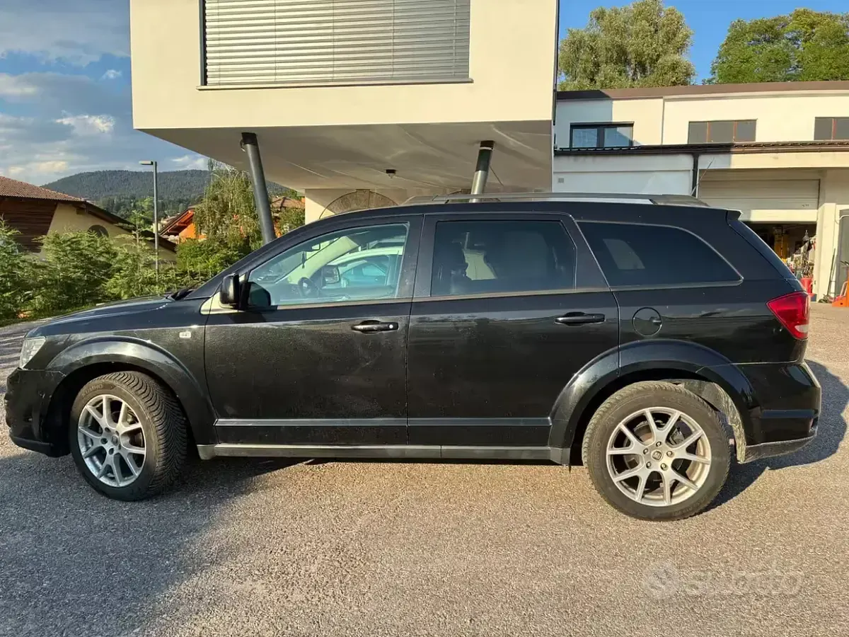 Usata Fiat Freemont Urban 170 CV (125 kW) 2011 SUV