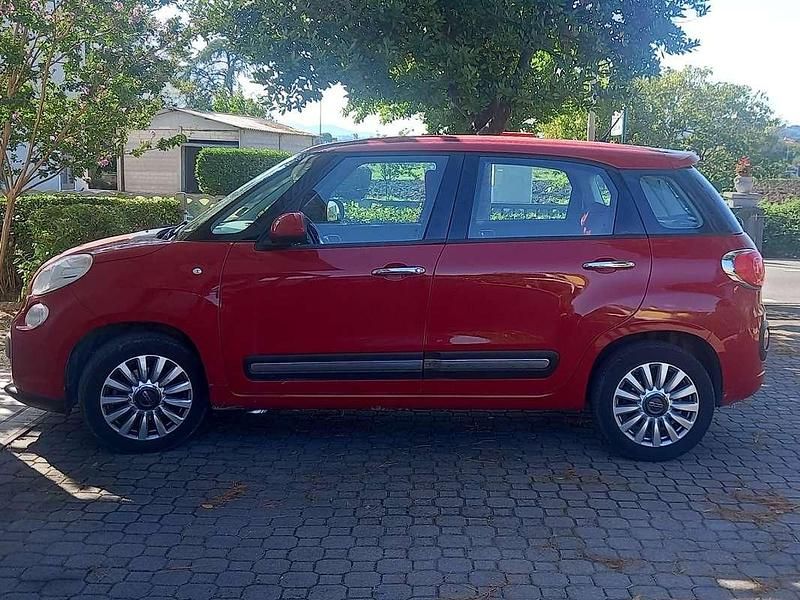 Rosso Usata 2013 Fiat 500L Living Monovolume | 6000 € (Buon prezzo) - Immagine 1/1