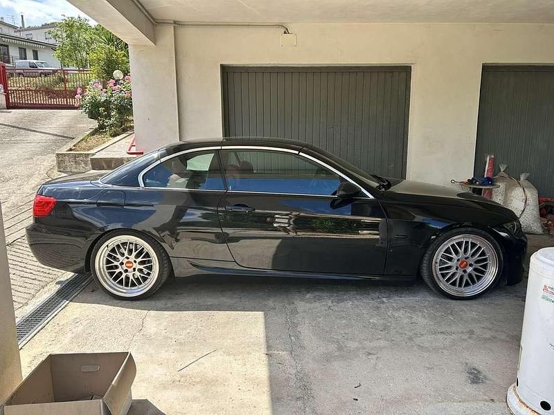 Usata BMW 325 Cabriolet M Sport 218 CV (160 kW) 2007 Cabrio