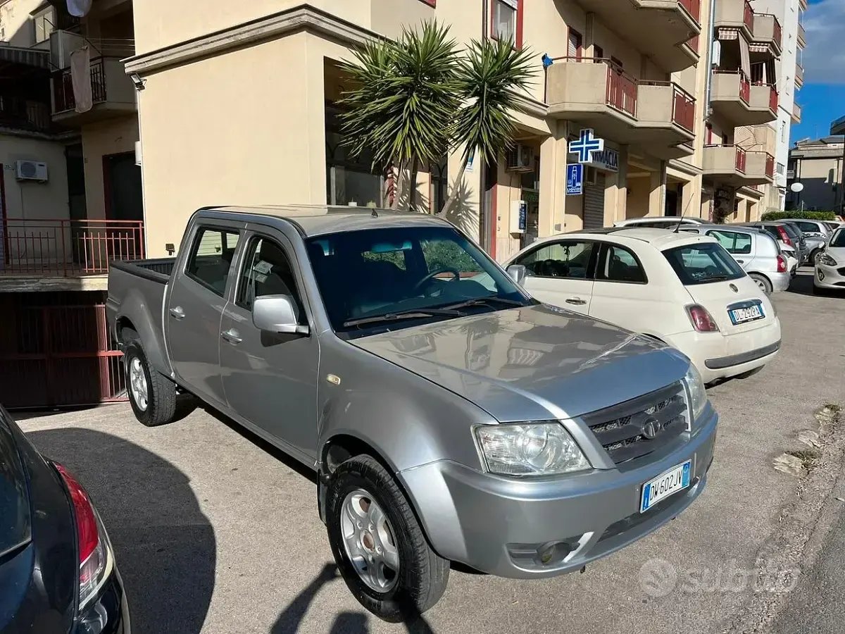 Usata Tata Xenon 140 CV (102 kW) 2009 Grigio Pick-up