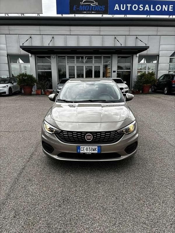 Usata Fiat Tipo Easy 120 CV (88 kW) 2016 Nero Berlina
