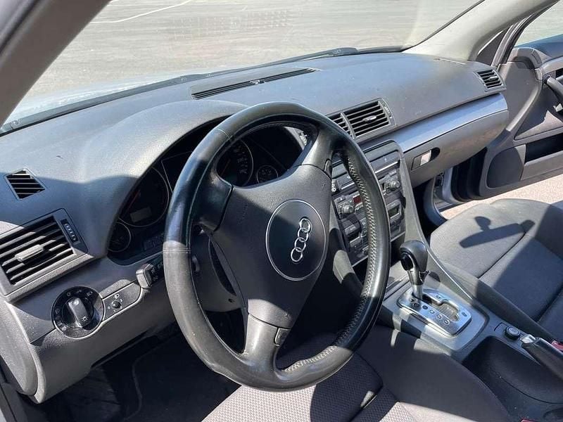 Usata 2004 Audi A4 Station wagon | 4000 € (Cara) - Immagine 1/4