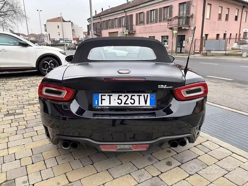 Usata Abarth 124 Spider 170 CV (125 kW) 2018 Nero Cabrio