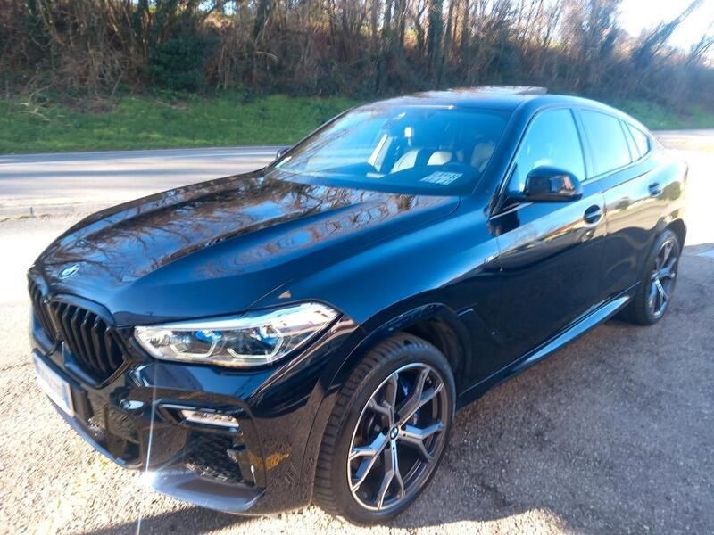 Blu Usata 2022 BMW X6 M M Sport SUV | 59.900 € - Immagine 1/4