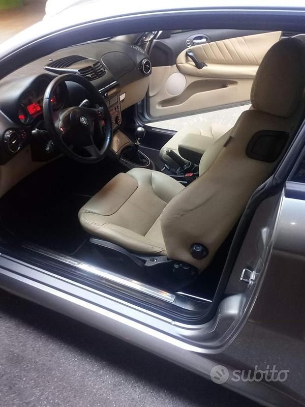 Brugt Alfa Romeo 1900 150 HK (110 kW) 2009 Grå Sedan