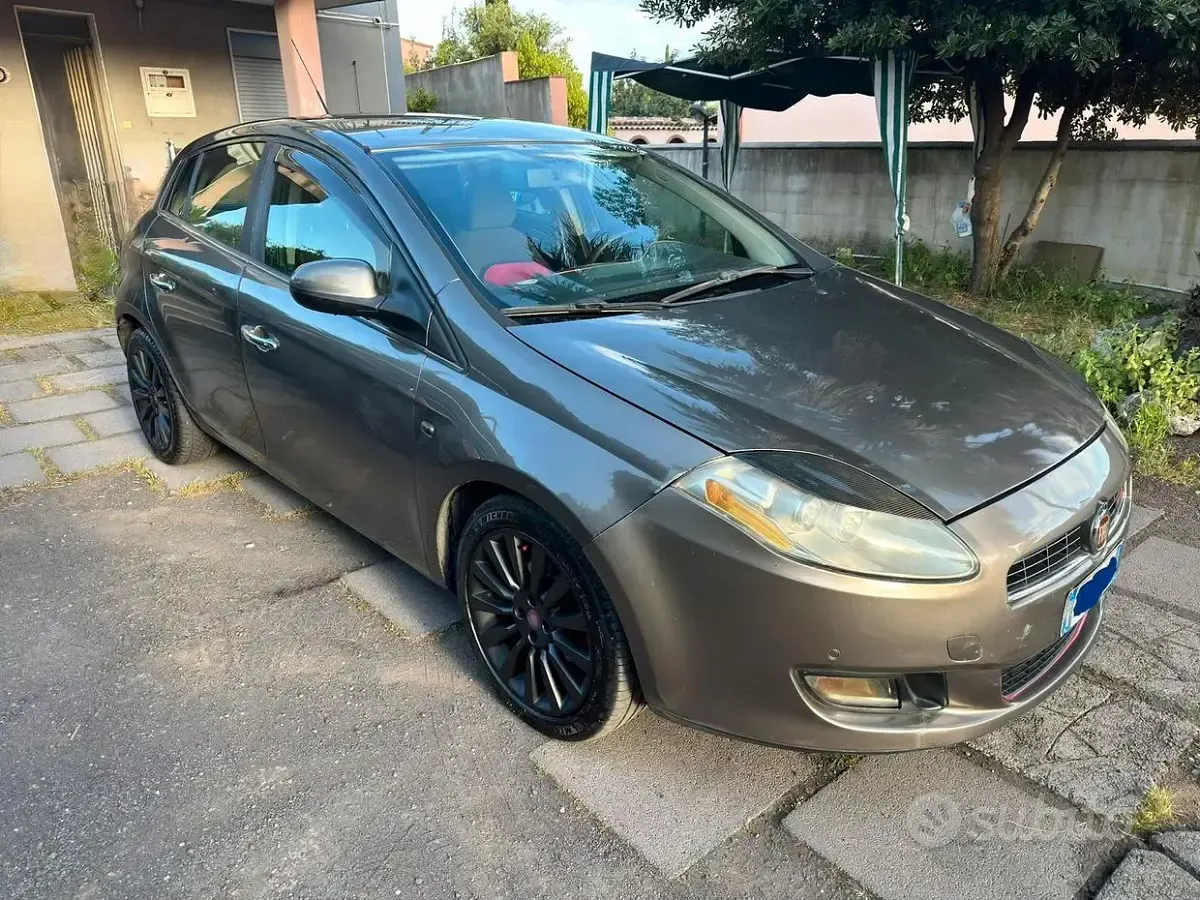 Usata Fiat Bravo 105 CV (77 kW) 2009 Utilitaria