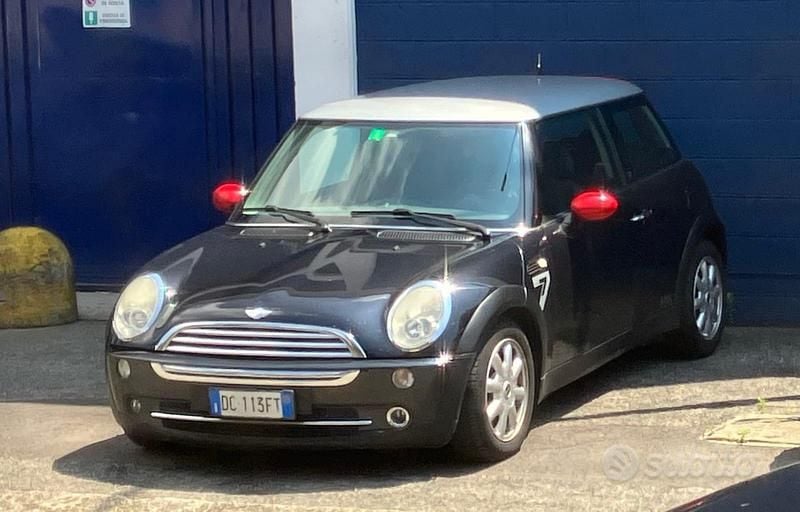Usata Mini Cooper Seven 116 CV (85 kW) 2006 Nero Utilitaria