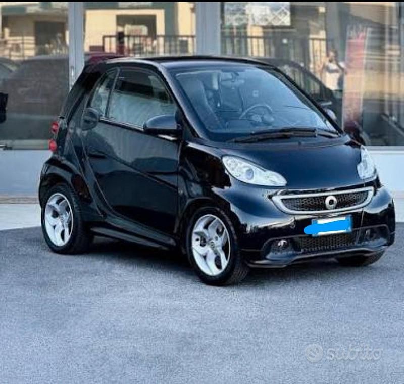 Nero Usata 2013 Smart ForTwo Cabrio Cabrio | 4900 € (Ottimo prezzo) - Immagine 1/3