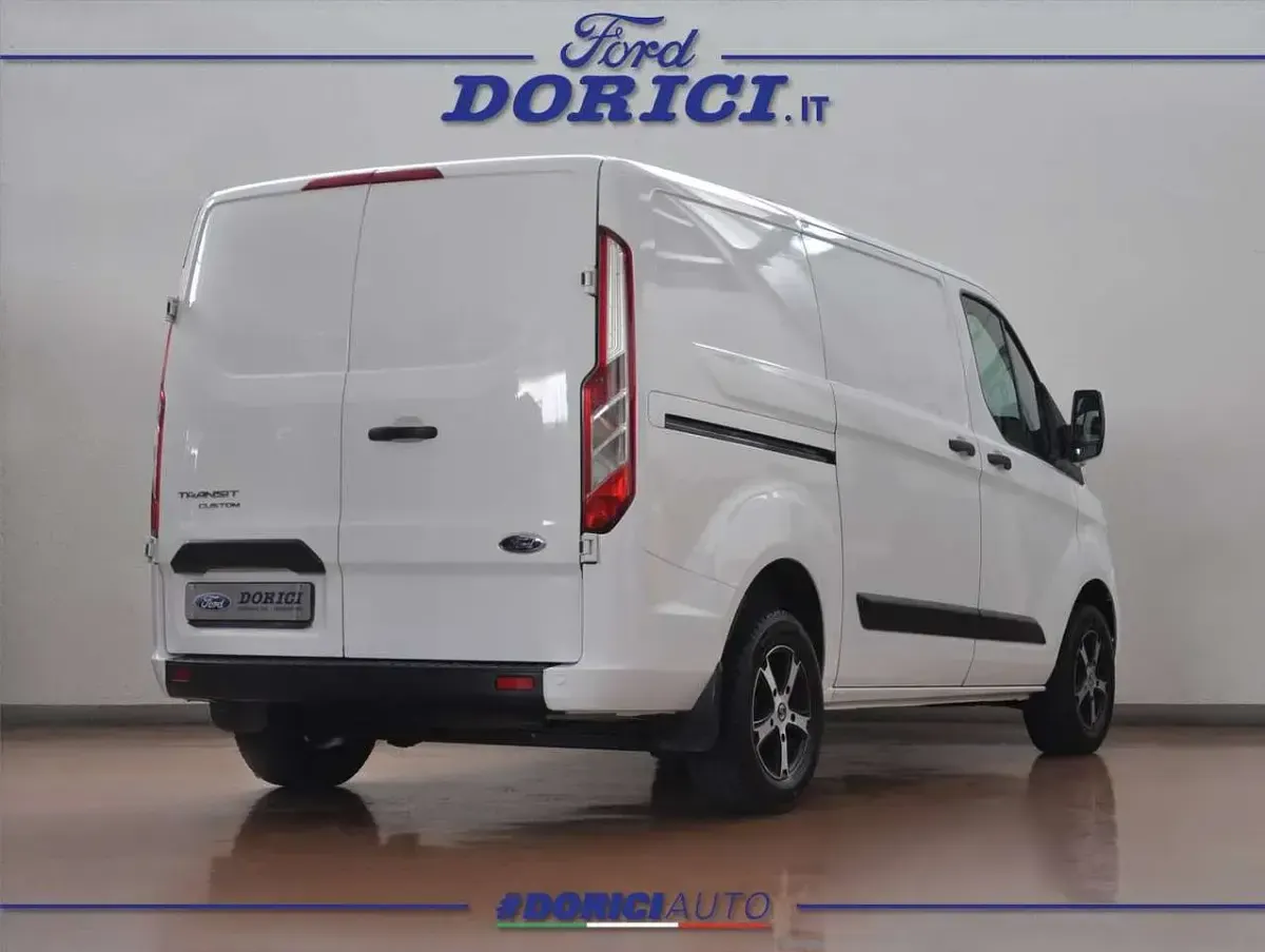 Usata Ford Transit Custom Trend+ 131 CV (96 kW) 2021 Frozen white Furgone