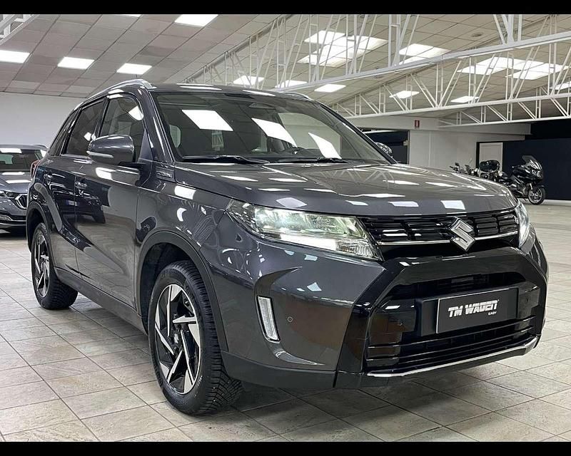 Usata Suzuki Vitara 129 CV (94 kW) 2024 Grigio SUV