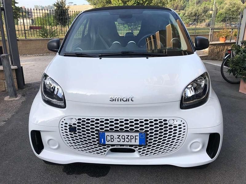 Usata Smart ForTwo Coupé 41 kW (56 CV) 2020 Bianco Utilitaria