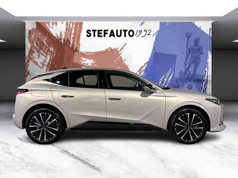 Nuova DS Automobiles DS4 2026 Grigio cristallo Berlina